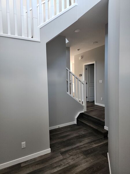 Calgary 5 bedrooms Main Floor for rent. Property photo: 753985-2