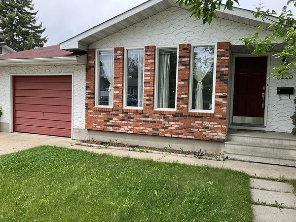 Calgary 3 bedrooms House for rent. Property photo: 754000-2