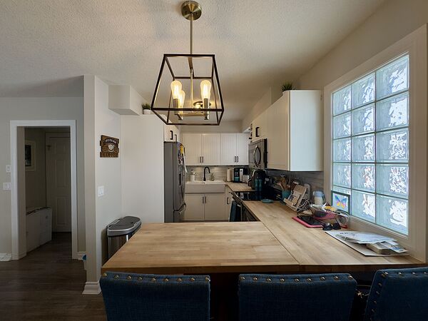 Calgary 2 bedrooms Duplex for rent. Property photo: 754013-3