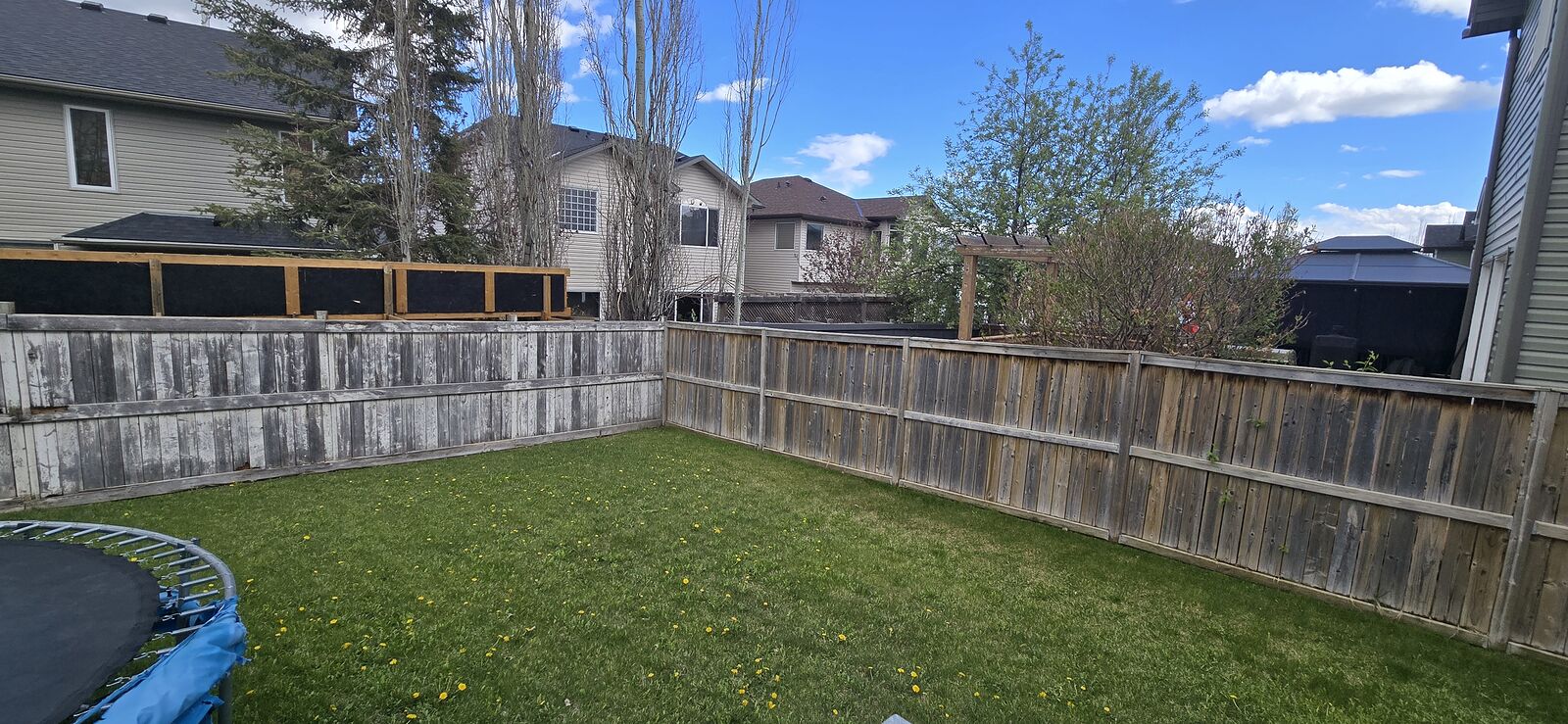 Calgary 4 bedrooms House for rent. Property photo: 754015-1