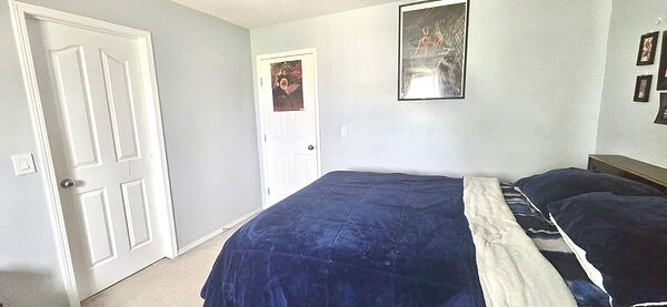Calgary 4 bedrooms House for rent. Property photo: 754015-2