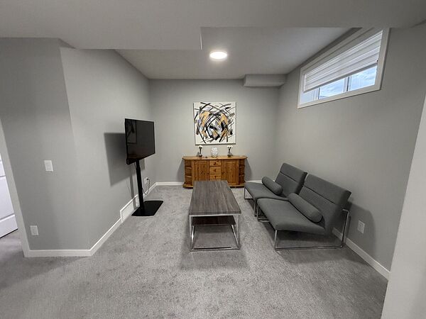 Calgary 2 bedrooms Basement for rent. Property photo: 754029-2