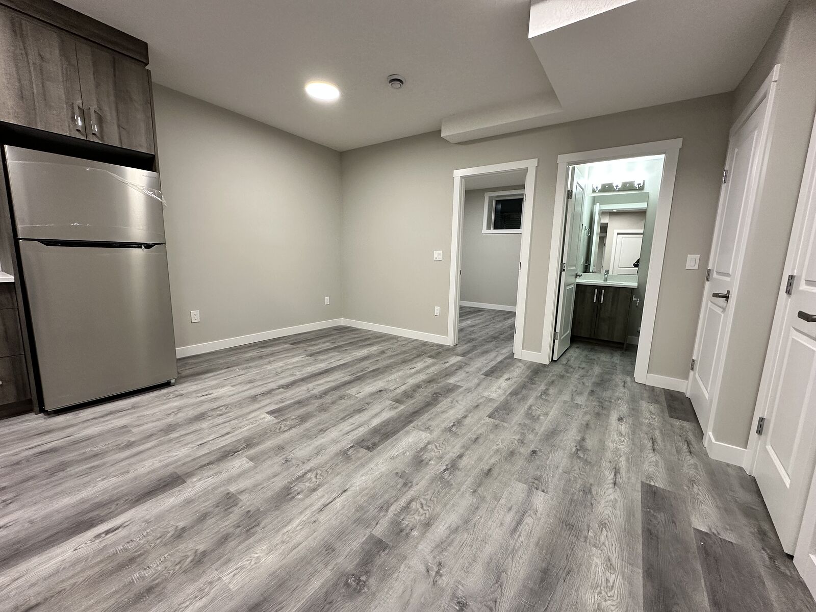 Calgary 2 bedrooms Basement for rent. Property photo: 754030-1