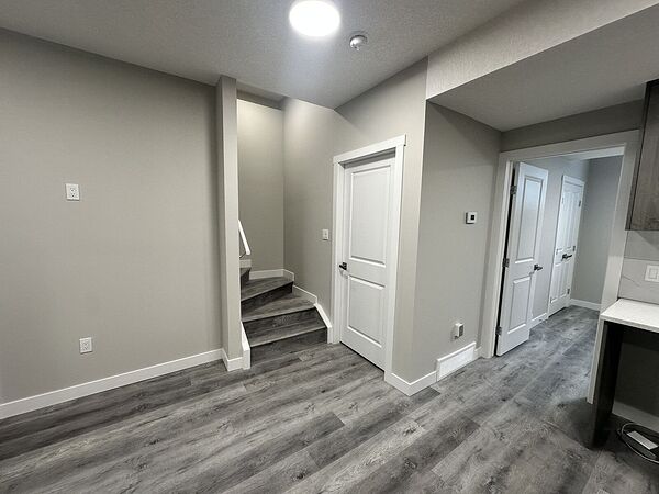Calgary 2 bedrooms Basement for rent. Property photo: 754030-3