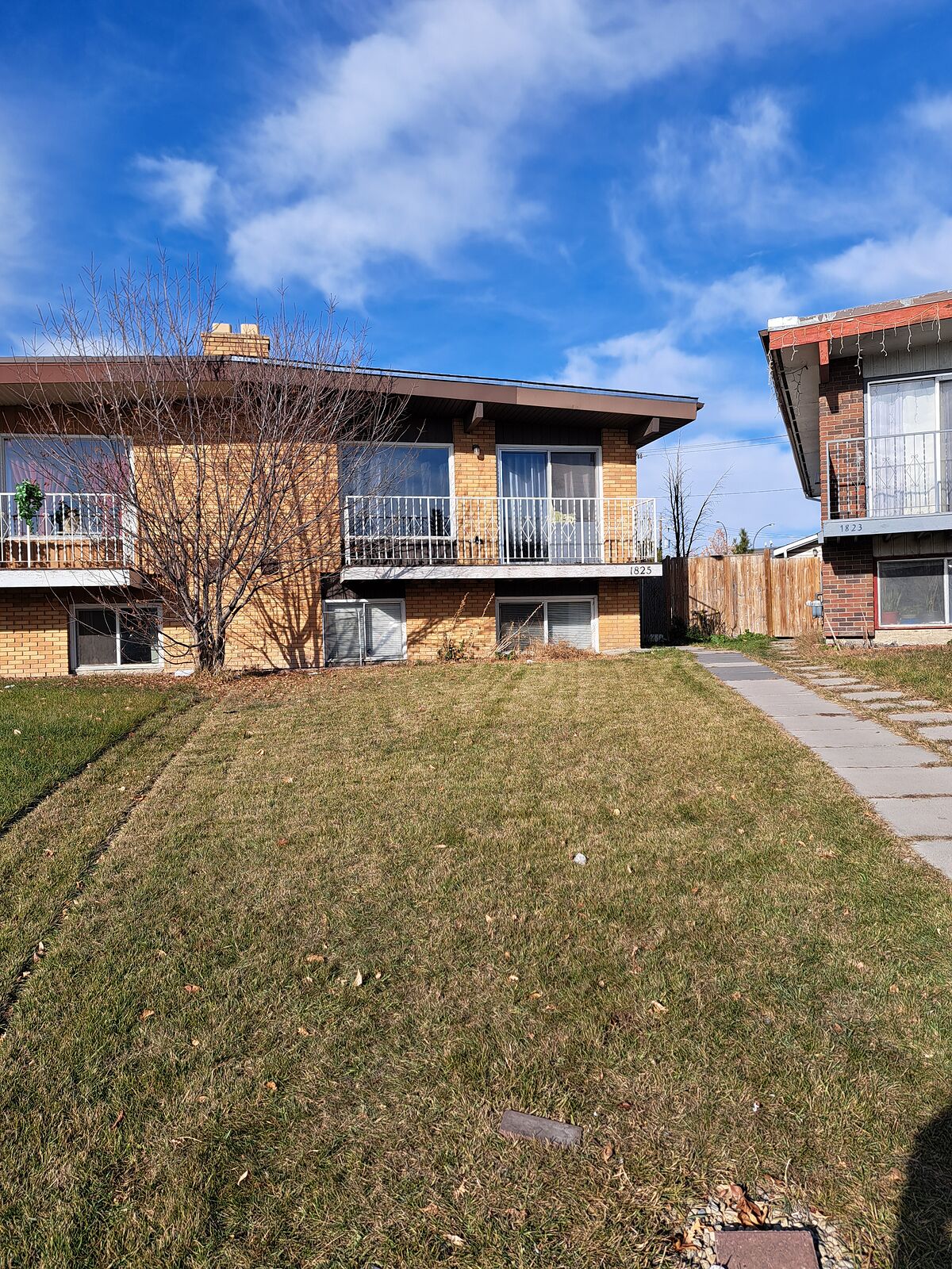 Calgary 2 bedrooms Duplex for rent. Property photo: 754069-1
