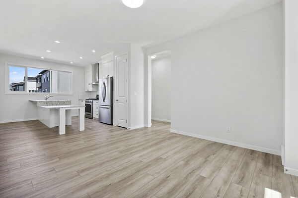 Calgary 2 bedrooms Main Floor for rent. Property photo: 754146-2