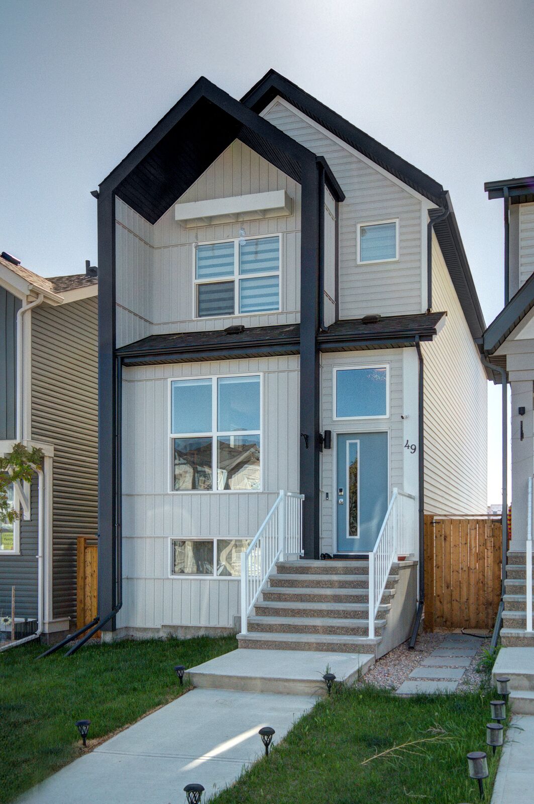 Calgary 3 bedrooms House for rent. Property photo: 754271-1