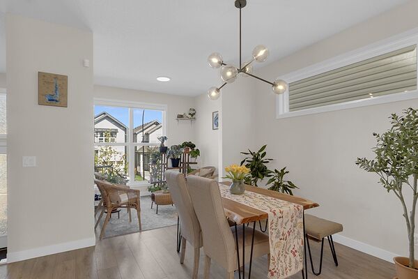 Calgary 3 bedrooms House for rent. Property photo: 754271-3