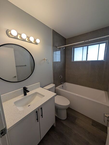 Calgary 4 bedrooms House for rent. Property photo: 754304-3