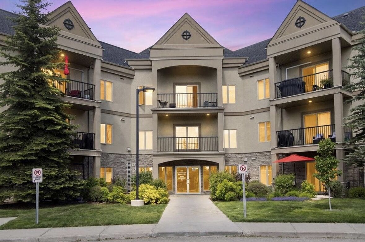 Calgary 2 bedrooms Condo Unit for rent. Property photo: 754333-1