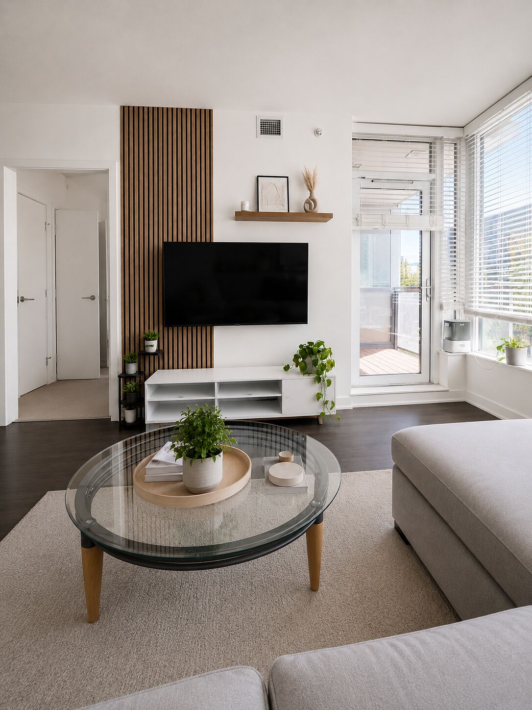 Calgary 1 bedroom Condo Unit for rent. Property photo: 754341-1