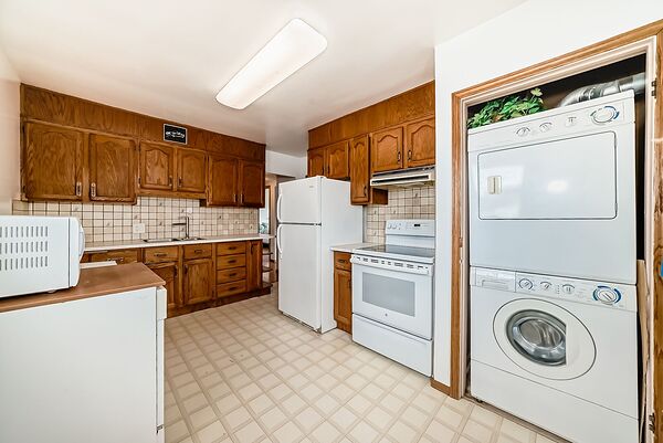 Calgary 2 bedrooms Main Floor for rent. Property photo: 754417-3