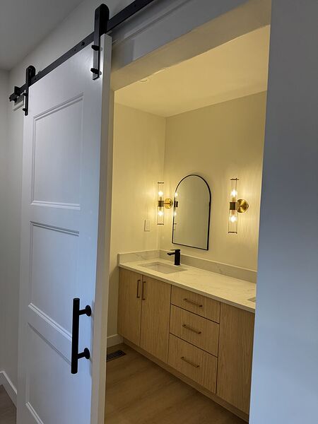 Calgary 3 bedrooms Main Floor for rent. Property photo: 754423-2