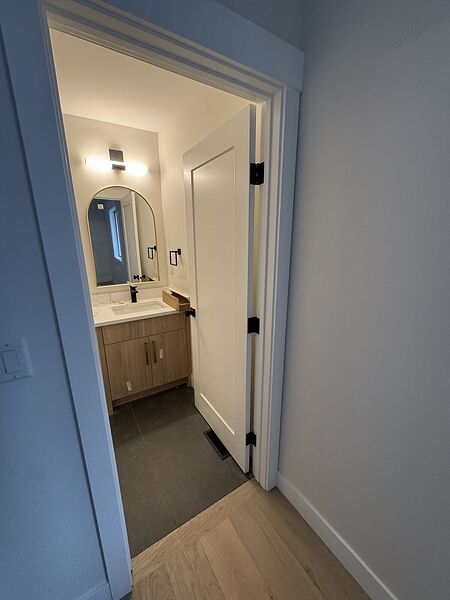 Calgary 3 bedrooms Main Floor for rent. Property photo: 754423-3