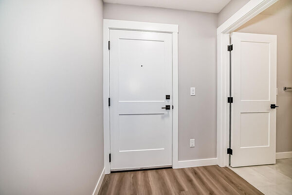 Calgary 2 bedrooms Condo Unit for rent. Property photo: 754440-3