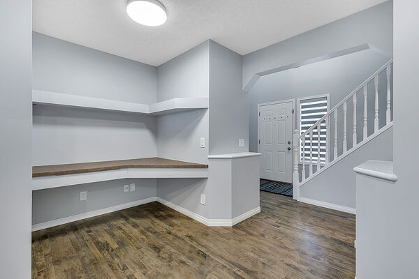 Calgary 3 bedrooms House for rent. Property photo: 754460-2