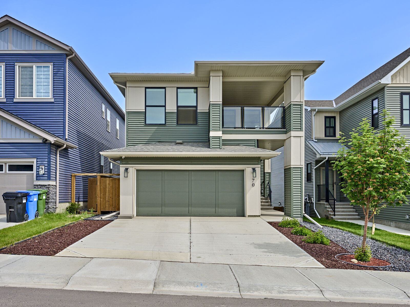 Calgary 4 bedrooms House for rent. Property photo: 754503-1