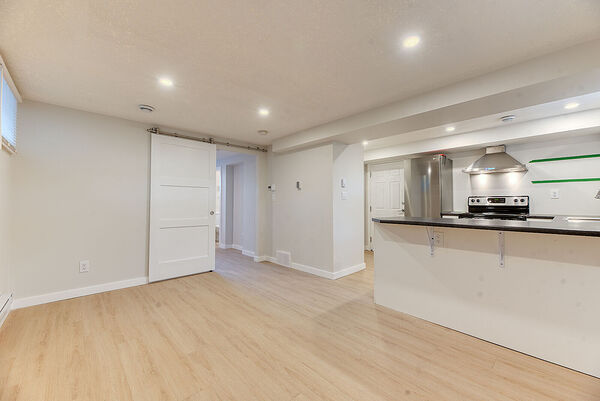 Calgary 1 bedroom Basement for rent. Property photo: 754507-3