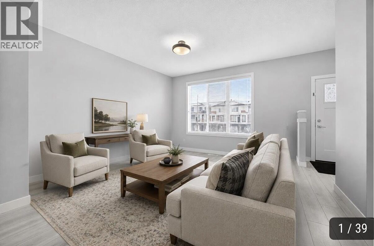 Calgary 3 + Den bedrooms Duplex for rent. Property photo: 754510-1
