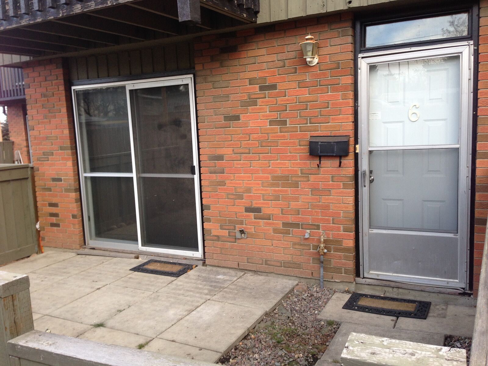 Calgary 2 bedrooms Townhouse for rent. Property photo: 754548-1