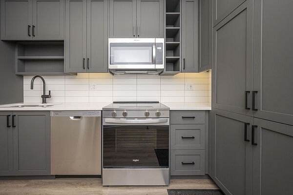 Calgary 1 bedroom Condo Unit for rent. Property photo: 754571-2