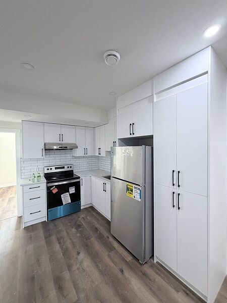 Calgary 2 bedrooms Basement for rent. Property photo: 754573-2