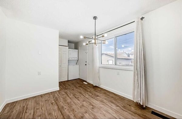 Calgary 3 bedrooms House for rent. Property photo: 754630-3