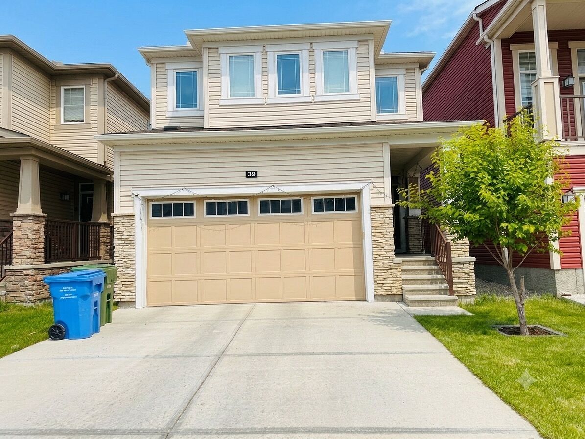 Calgary 4 bedrooms House for rent. Property photo: 754712-1