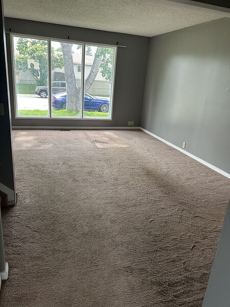 Calgary 3 bedrooms House for rent. Property photo: 754781-2