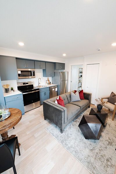 Calgary 1 bedroom Main Floor for rent. Property photo: 754783-2