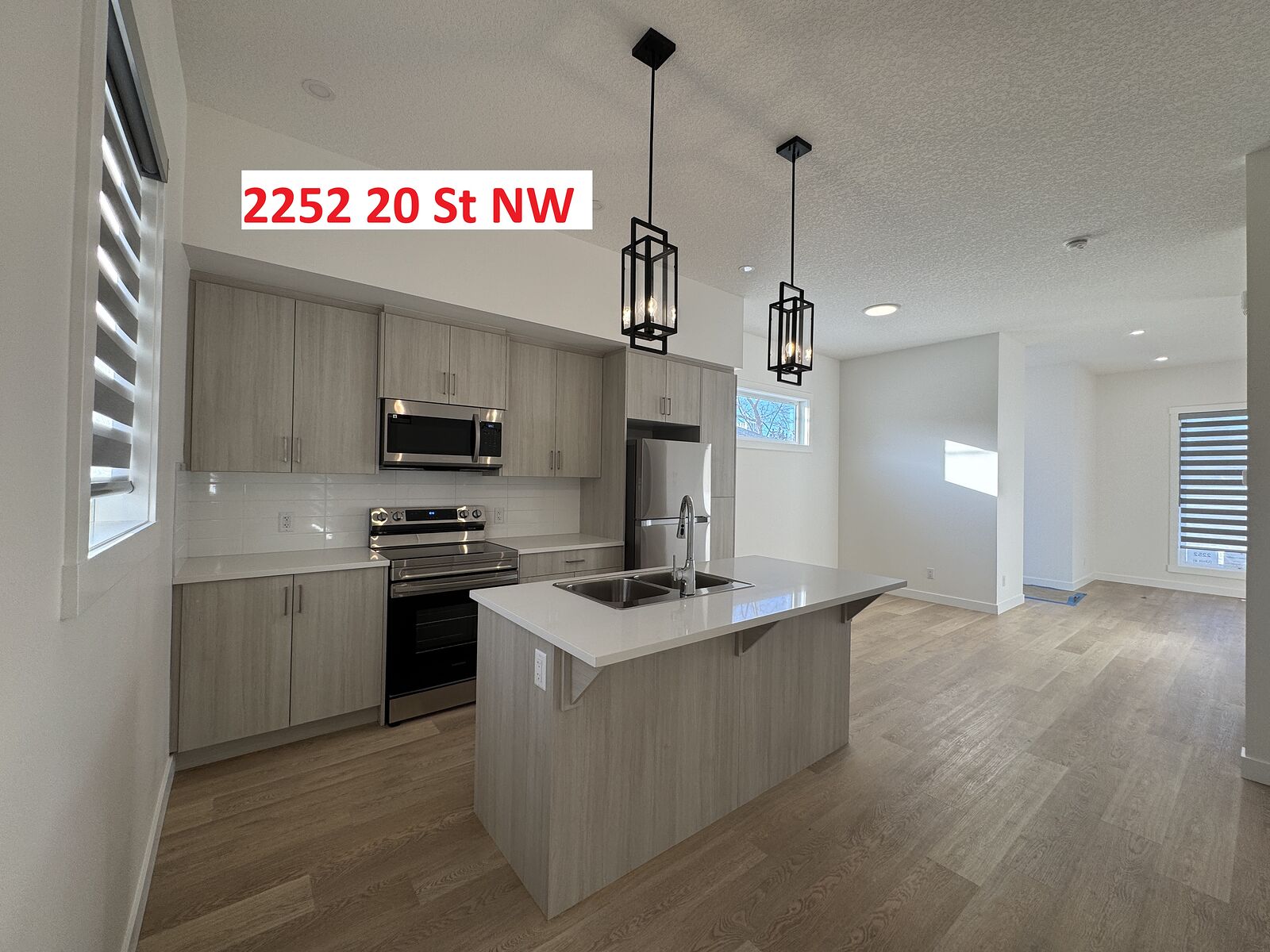 Calgary 3 bedrooms Townhouse for rent. Property photo: 754811-1