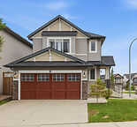 Well kept House * 2800 sf Developed area* Walk out Basement, Next to park