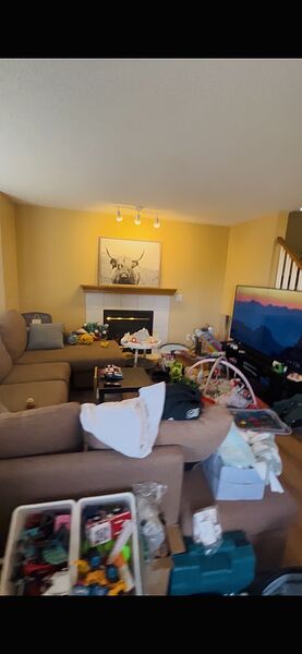 Calgary 3 bedrooms House for rent. Property photo: 754821-2