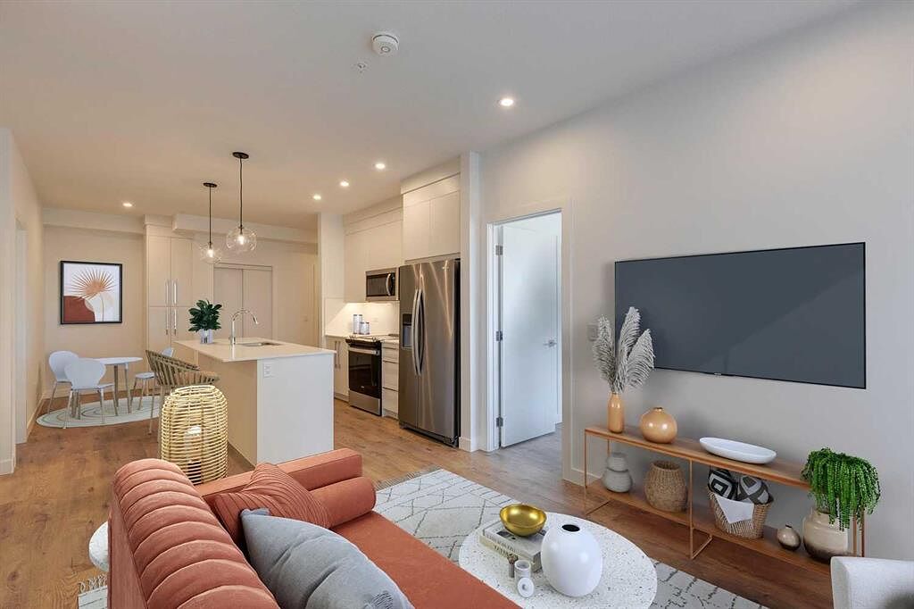 Calgary 3 bedrooms Condo Unit for rent. Property photo: 754843-1