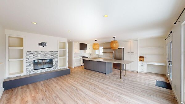 Calgary 3 bedrooms House for rent. Property photo: 754856-2