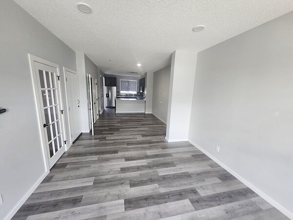 Calgary 3 + Den bedrooms Duplex for rent. Property photo: 754886-2