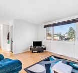 Spacious, updated unit in Pineridge