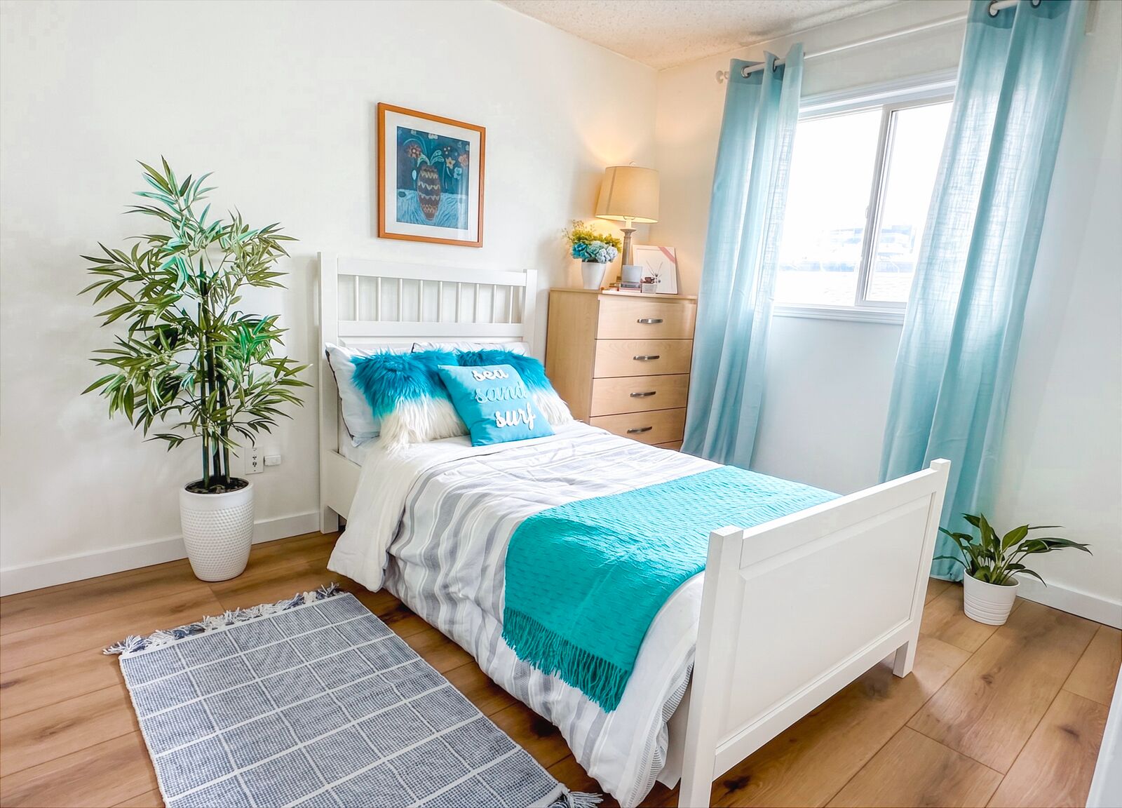 Calgary 6 bedrooms Room For Rent for rent. Property photo: 754936-1