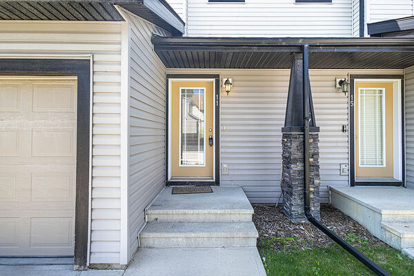 Calgary 3 bedrooms Townhouse for rent. Property photo: 755002-2