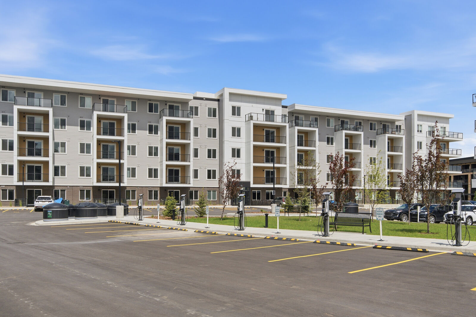 Calgary 2 bedrooms Condo Unit for rent. Property photo: 755040-1