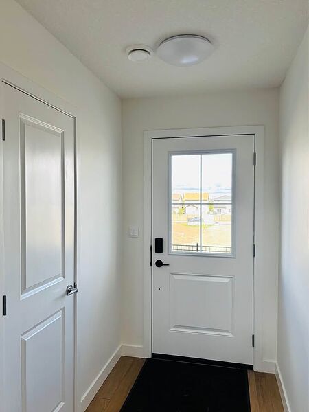 Airdrie 4 bedrooms Townhouse for rent. Property photo: 755047-2