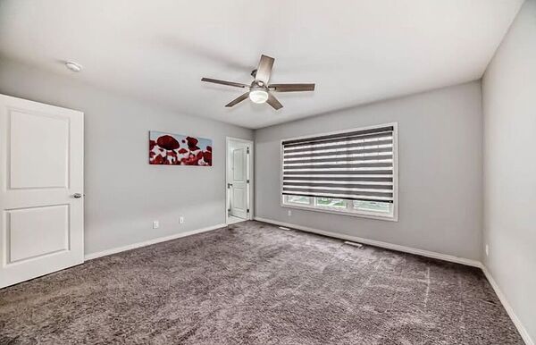 Calgary 3 bedrooms House for rent. Property photo: 755075-3