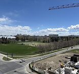 TOP FLOOR - LARGE 1 Bedroom + DEN