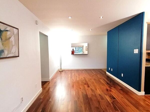 Winnipeg 2 bedrooms Condo Unit for rent. Property photo: 755410-3