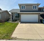 Spacious 3 Bedroom Home with Finished Basement in MacEwan Valley (IP058)