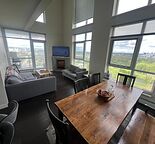 Room Available now - SW Calgary