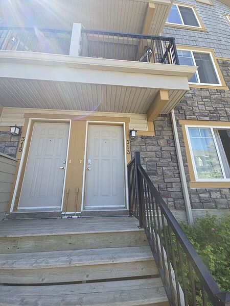 Calgary 2 bedrooms Condo Unit for rent. Property photo: 758067-2