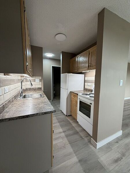 Calgary 1 bedroom Condo Unit for rent. Property photo: 758466-3
