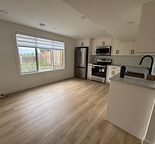 Brand New Ground-Level Legal Basement Suite/Bright/New Appliances/Laundry