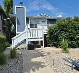 TOWNHOUSE ~ 2 bedrooms - Large deck